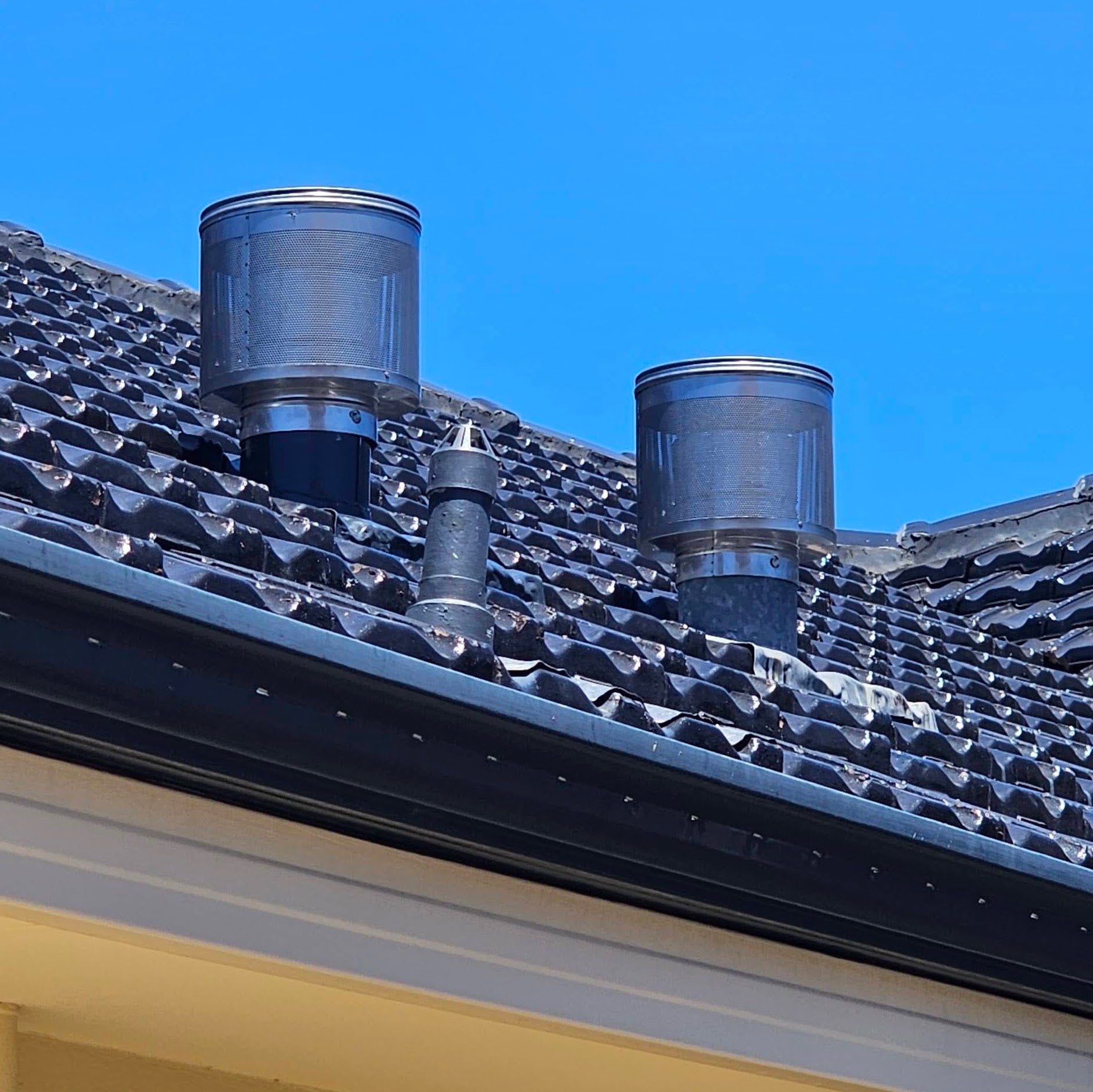 DV-TRK200 200mm custom lead roof flume for tiled roofs. Designed for external kitchen and alfresco rangehood roof motors and 200mm flume vents.